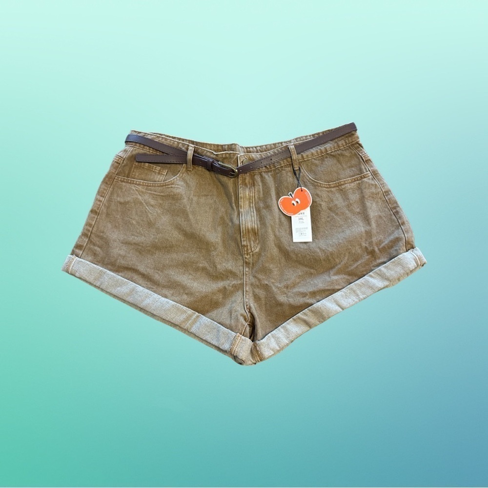 Cider NWT Women’s Pocket Denim Shorts With Belt Size 18/3X, Color Camel